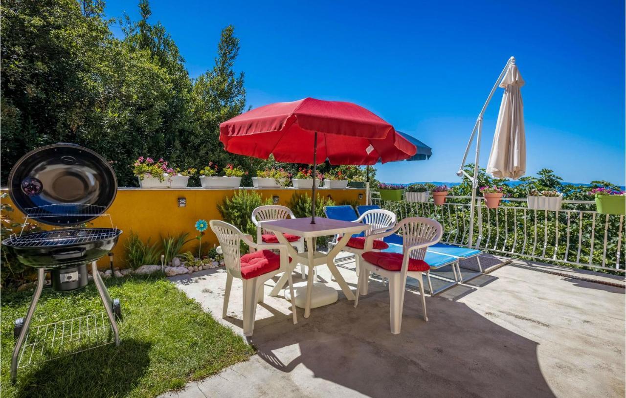 Amazing Apartment In Kostrena With 1 Bedrooms And Wifi Luaran gambar