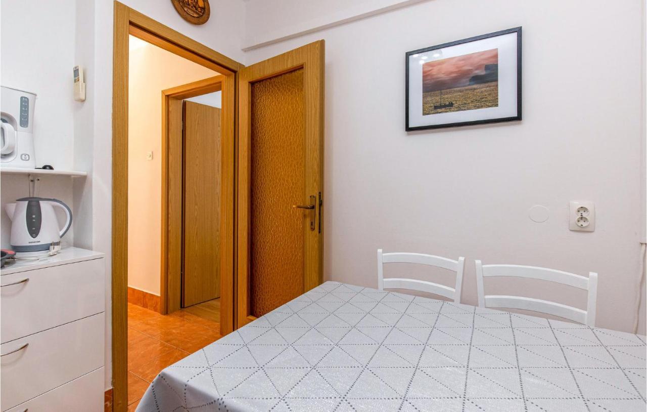 Amazing Apartment In Kostrena With 1 Bedrooms And Wifi Luaran gambar
